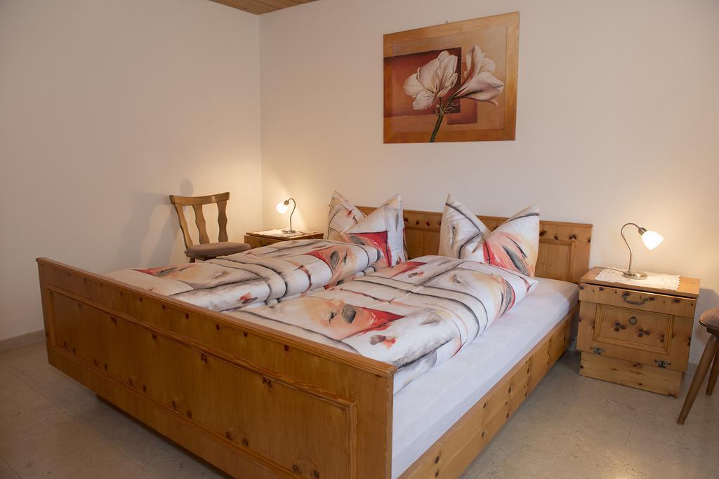 Chasa Plajet Apartment Ramosch Luaran gambar