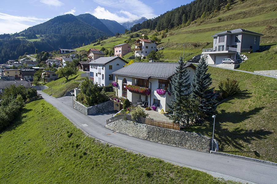Chasa Plajet Apartment Ramosch Luaran gambar