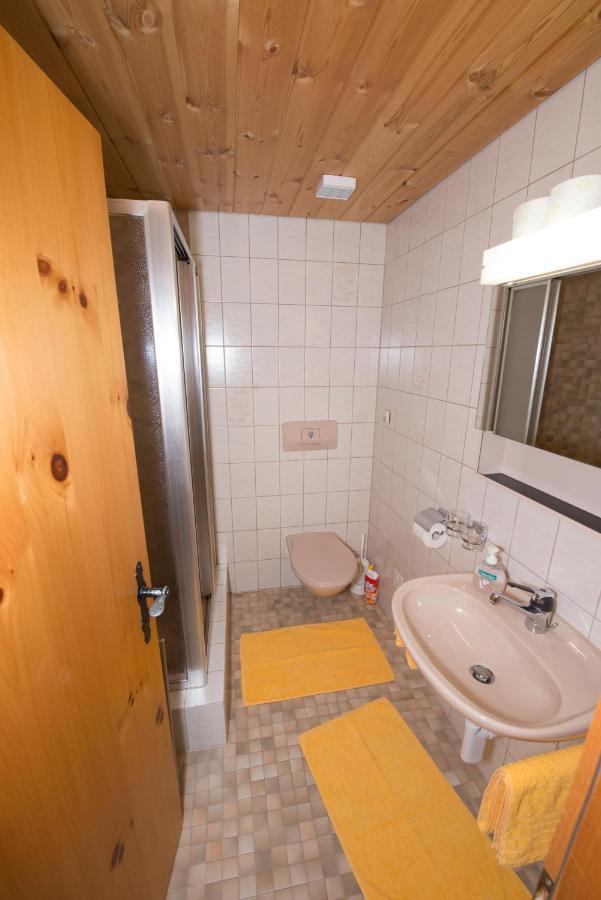 Chasa Plajet Apartment Ramosch Luaran gambar
